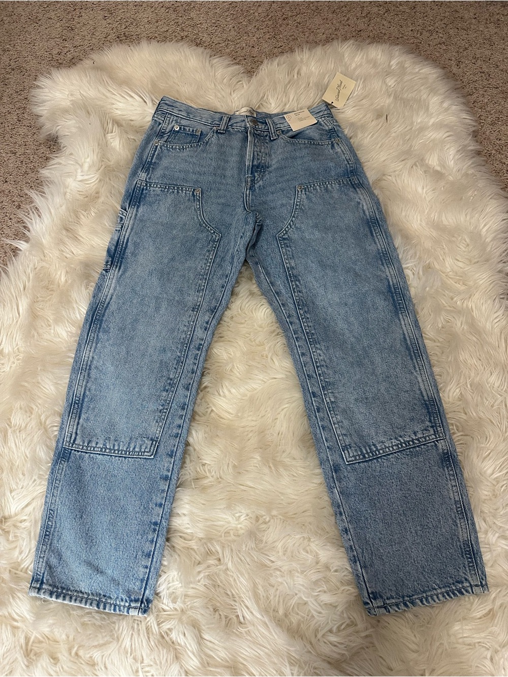 NWT Universal Thread mid rise Light Blue Boyfriend Jeans